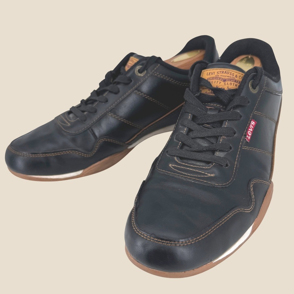 Levi's Sneakers Men 9.5 Black Gum Sole Low Top Casual Shoes 518884